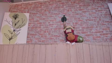 Snapshot of sophiebenson_ chatting on 11, 12, 2024 Sophie online show from 11, 12, 2024