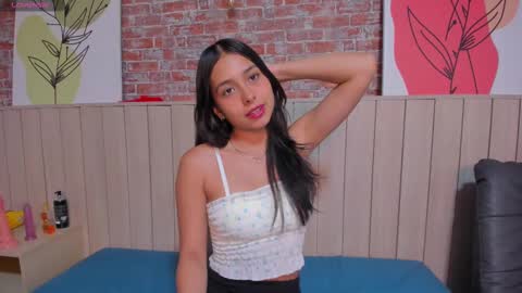 Snapshot of sophiebenson_ chatting on 24, 2, 2025 Sophie online show from 24, 2, 2025