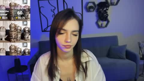 Snapshot of sophiecherrie chatting on 2, 12, 2024 Sophie online show from 2, 12, 2024