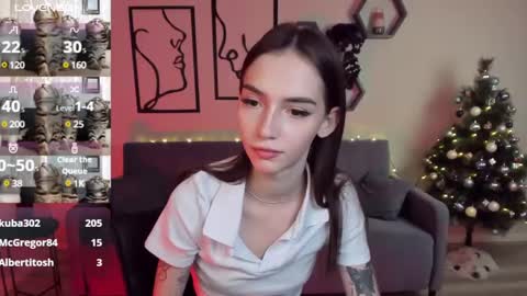 Snapshot of sophiecherrie chatting on 10, 12, 2024 Sophie online show from 10, 12, 2024