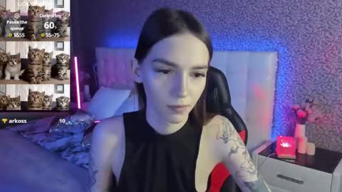 Snapshot of sophiecherrie chatting on 28, 2, 2025 Sophie online show from 28, 2, 2025