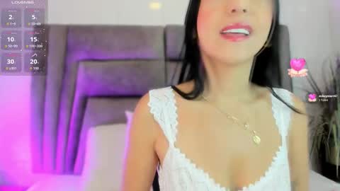 Sophie  online show from 10, 11, 2025