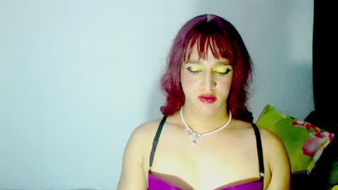 sophiehillsxo online show from 19, 2, 2025