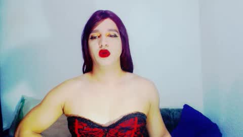 sophiehillsxo online show from 5, 2, 2026
