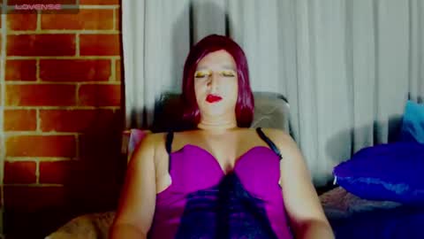Snapshot of sophiehillsxo chatting on 7, 8, 2026 sophiehillsxo online show from 7, 8, 2026
