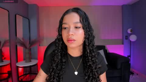 Sophie Houston online show from 21, 9, 2025