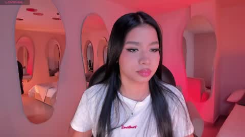 Sophie Houston online show from 8, 5, 2026