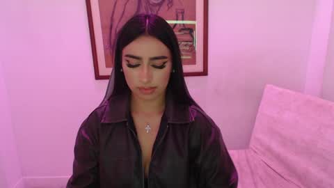 Sophie  online show from 27, 3, 2026