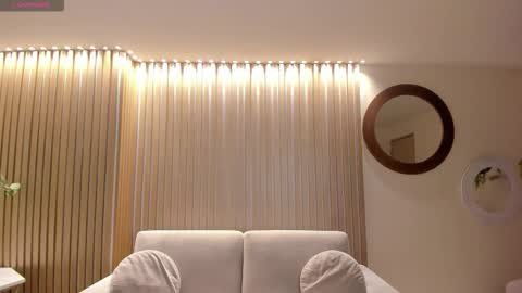 Sophie online show from 21, 12, 2025