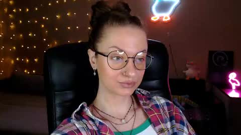 sophieleroux online show from 24, 4, 2026