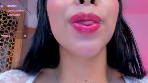 Snapshot of sophierooy chatting on 9, 10, 2025 sophierooy online show from 9, 10, 2025