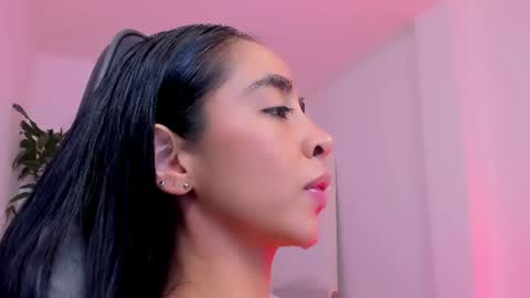 sophierooy online show from 28, 7, 2026