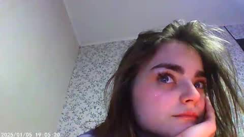 Snapshot of sophiesuvi chatting on 4, 1, 2025 Sophie and my bestie Mandy online show from 4, 1, 2025