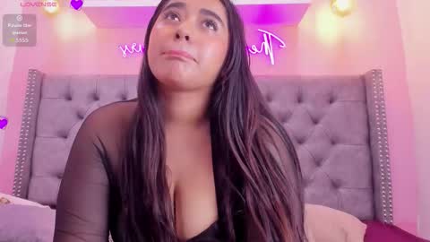 Sophii  online show from 5, 11, 2025