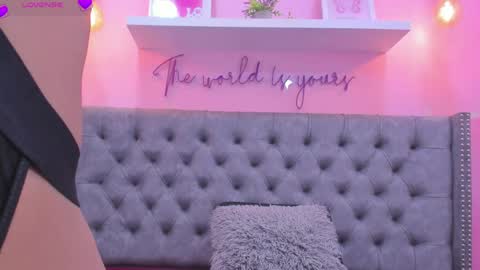 Sophii  online show from 30, 4, 2026