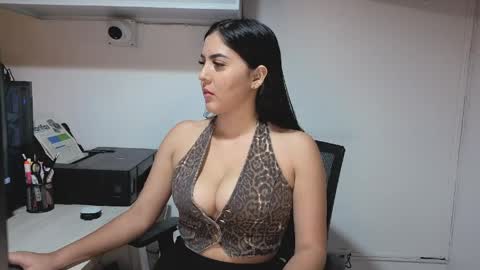 Sophiee online show from 15, 4, 2026