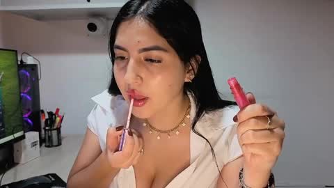 Sophiee online show from 17, 5, 2026