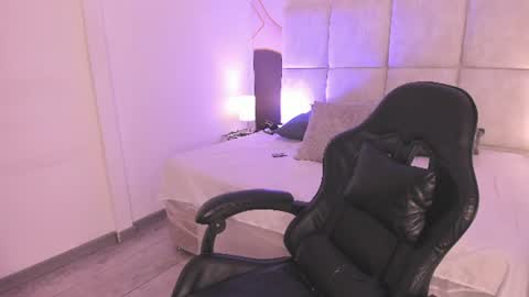 sophiie_rosee online show from 17, 6, 2026