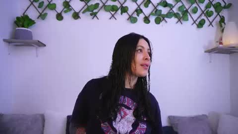 Sophiie online show from 10, 11, 2025