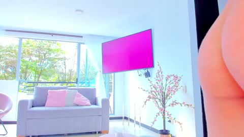 YULITZA online show from 27, 1, 2025