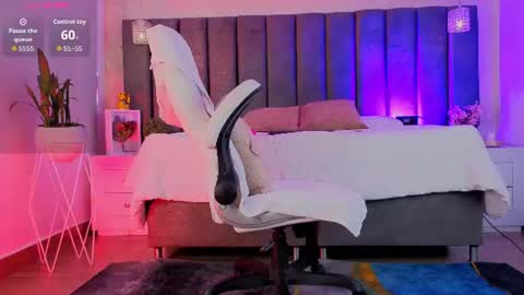 Sophi online show from 6, 7, 2026