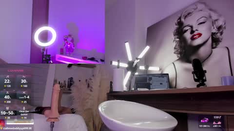 Snapshot of sophyamiller_15 chatting on 11, 12, 2024 Sophy online show from 11, 12, 2024