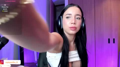 Snapshot of sophyamiller_15 chatting on 12, 10, 2025 Sophy online show from 12, 10, 2025