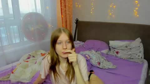 sosaguillypleasure online show from 5, 12, 2025