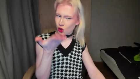 soska_albinosk online show from 15, 1, 2026
