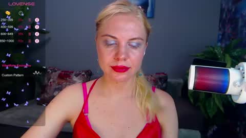 Snapshot of soul_liza chatting on 25, 6, 2026 Lisa online show from 25, 6, 2026