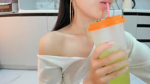 Snapshot of soul_mi chatting on 29, 7, 2026 Mia online show from 29, 7, 2026
