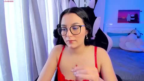 Lili online show from 17, 1, 2025