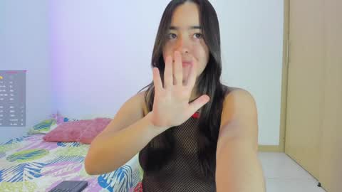 Instagram Soyamandaa  1 online show from 6, 2, 2025