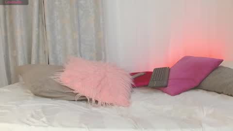 Amelia online show from 22, 2, 2025