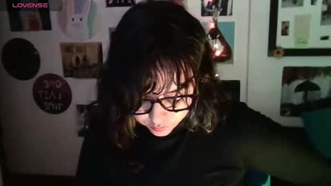 Nana Bela  online show from 5, 3, 2025