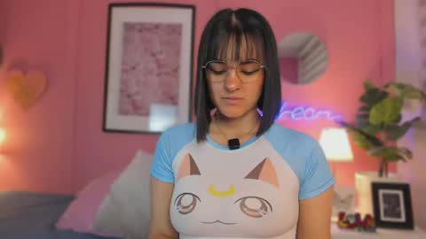 Snapshot of soysaraa_ chatting on 5, 6, 2026 Aleja online show from 5, 6, 2026