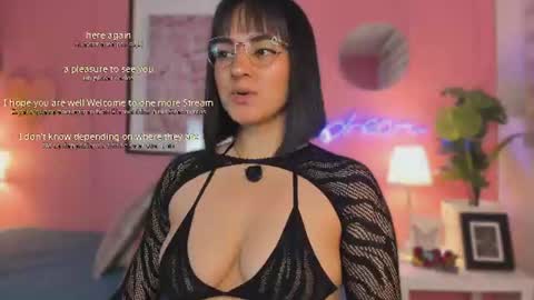 Snapshot of soysaraa_ chatting on 17, 6, 2026 Aleja online show from 17, 6, 2026