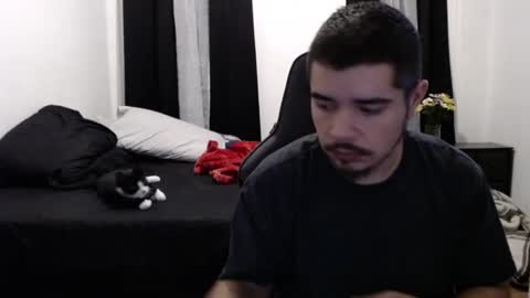 spanishcouple4255 online show from 26, 10, 2025