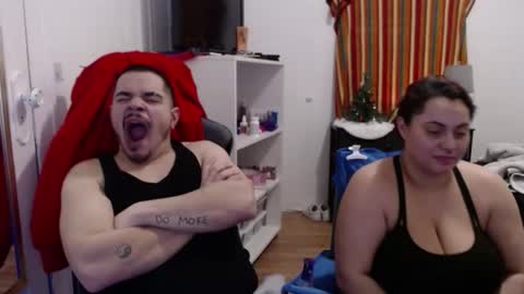 spanishcouple4255 online show from 11, 1, 2026