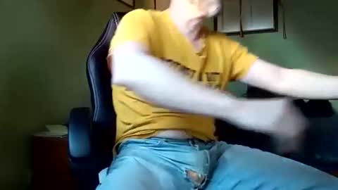 Manu  online show from 5, 2, 2025