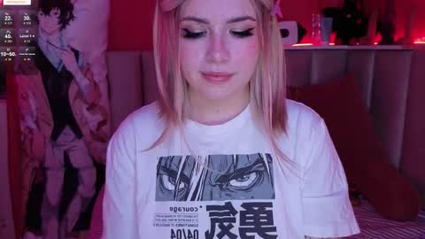 Snapshot of sparklemona chatting on 12, 10, 2025  SparkleMona  online show from 12, 10, 2025