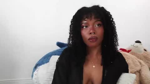 Snapshot of sparklingsoleil chatting on 20, 9, 2025 Soleil online show from 20, 9, 2025