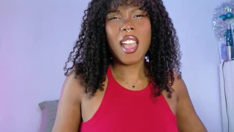 Snapshot of sparklingsoleil chatting on 12, 1, 2026 Soleil online show from 12, 1, 2026