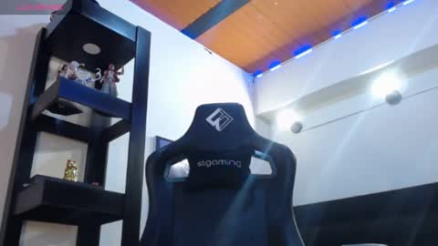     online show from 12, 12, 2024