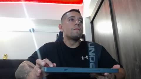 Snapshot of spartacus_cam chatting on 16, 6, 2026 online show from 16, 6, 2026