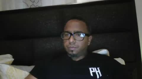 Snapshot of speed01 chatting on 8, 7, 2026 Hot chocolate online show from 8, 7, 2026