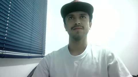 Snapshot of sperm_donor94 chatting on 12, 12, 2024 sperm_donor94 online show from 12, 12, 2024