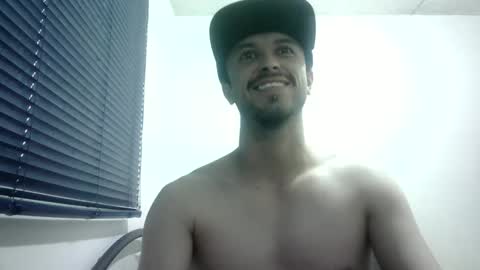 Snapshot of sperm_donor94 chatting on 19, 12, 2024 sperm_donor94 online show from 19, 12, 2024