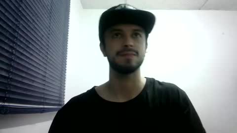 Snapshot of sperm_donor94 chatting on 11, 11, 2025 sperm_donor94 online show from 11, 11, 2025