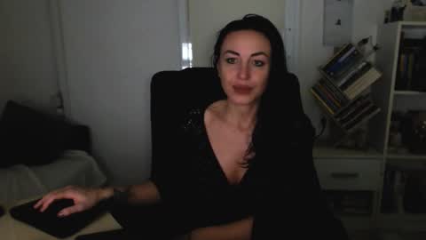 Carla online show from 5, 11, 2025